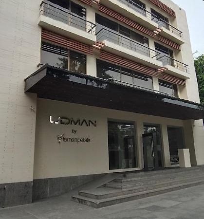 Udman Hotel Panchshila Park Új-Delhi Kültér fotó
