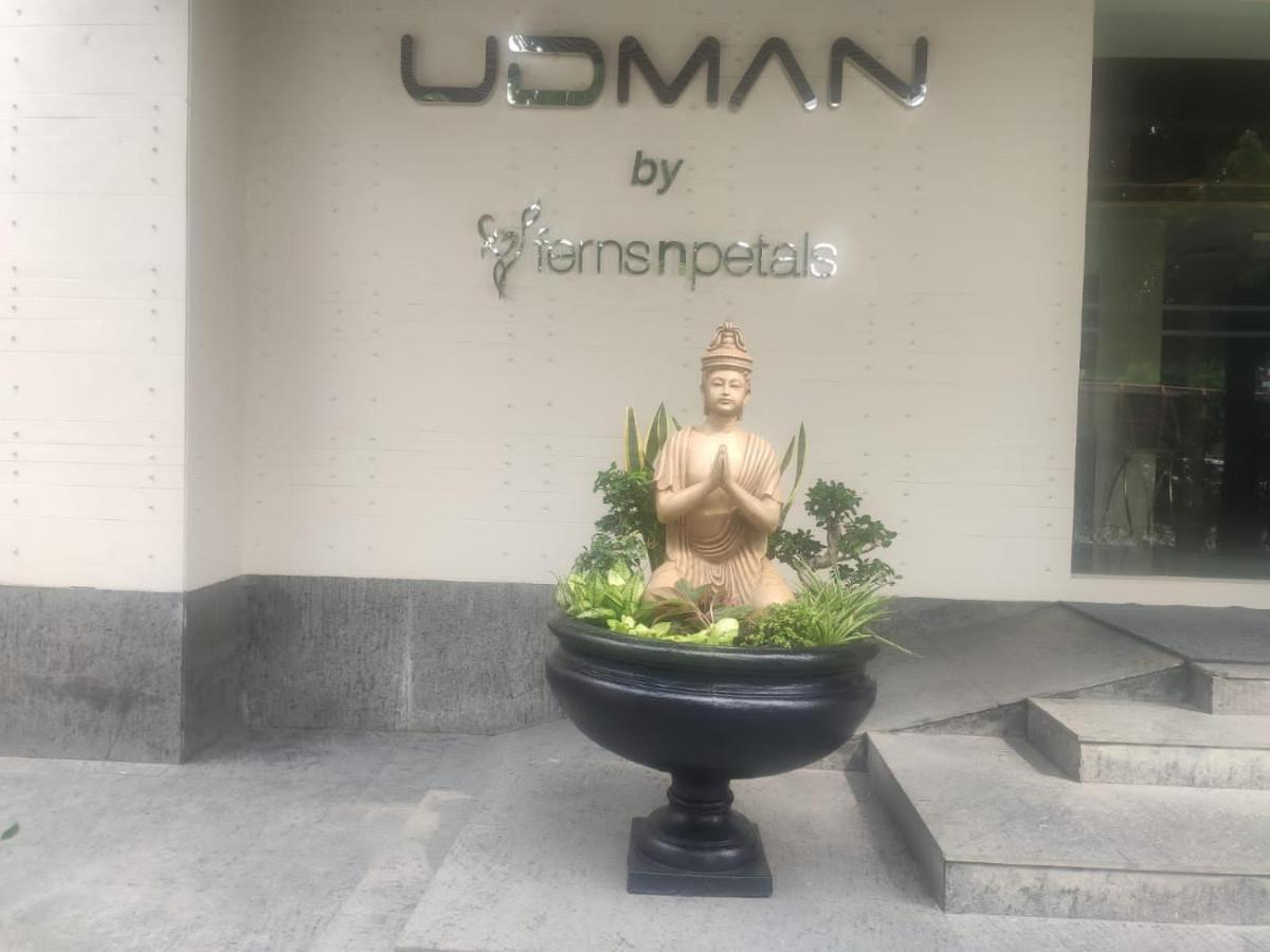 Udman Hotel Panchshila Park Új-Delhi Kültér fotó