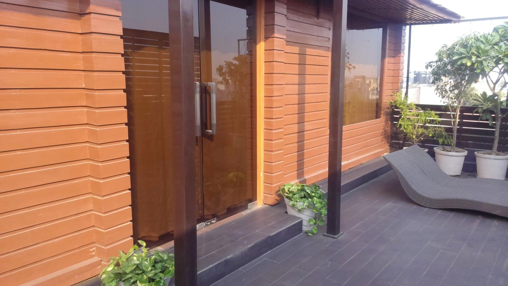 Udman Hotel Panchshila Park Új-Delhi Kültér fotó