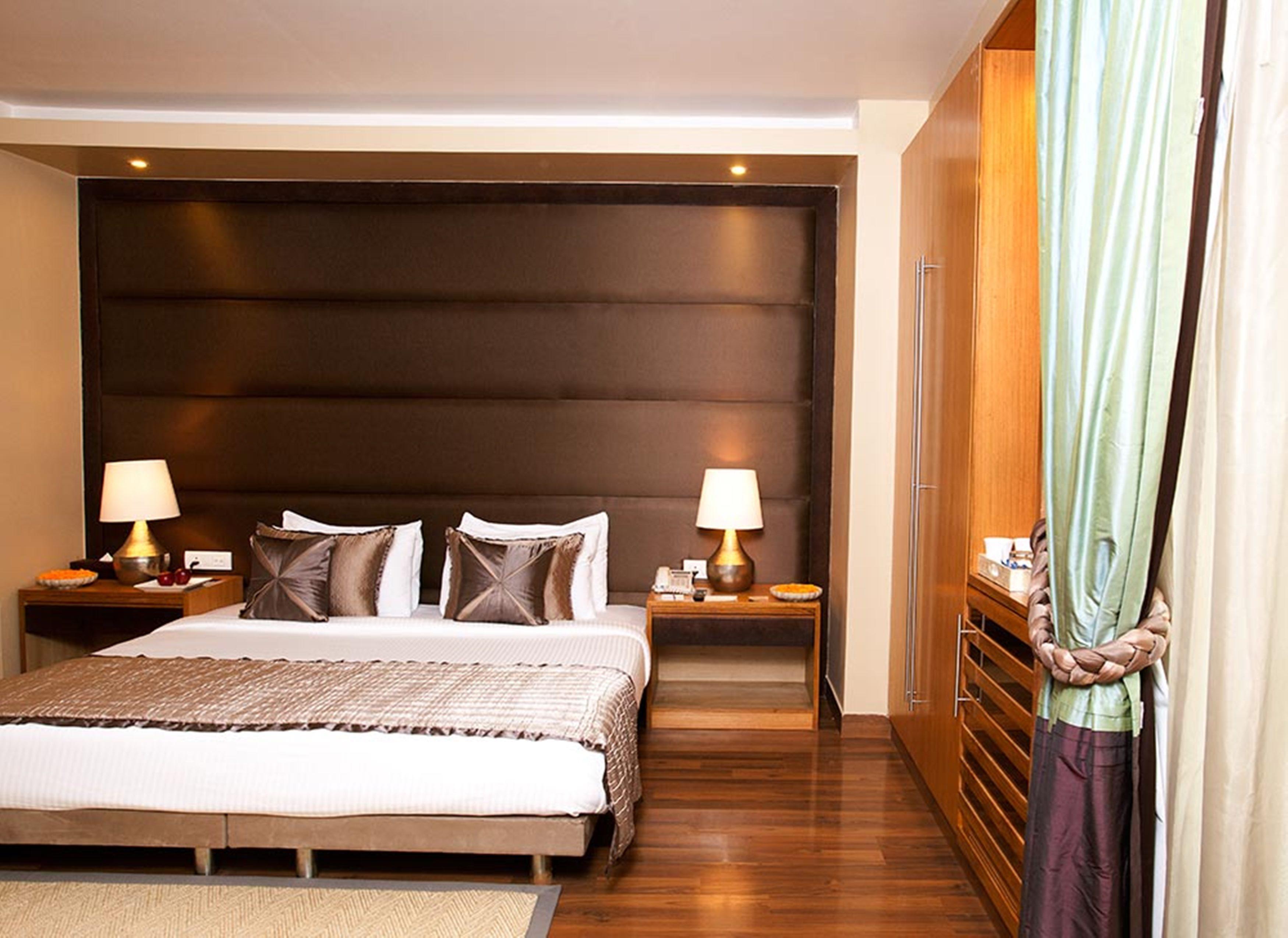 Udman Hotel Panchshila Park Új-Delhi Kültér fotó