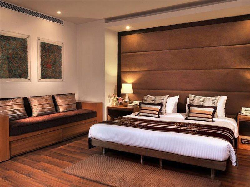 Udman Hotel Panchshila Park Új-Delhi Kültér fotó